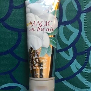 Bath & Bodyworks Magic In the Air Shea Body Cream